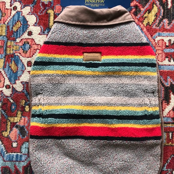 Pendleton Yakima Dog Coat NWT - Picture 1 of 2